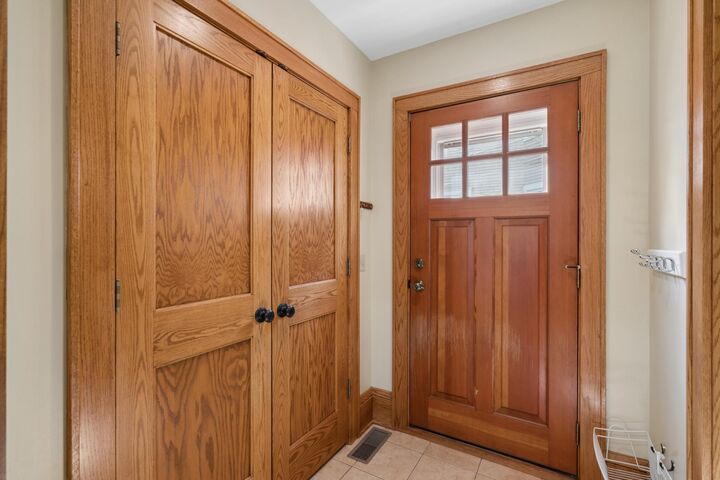 Property Photo:  1984 Princeton Avenue  MN 55105 