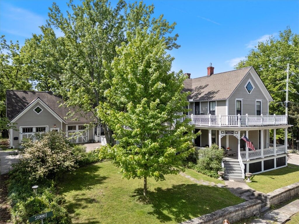 Property Photo:  12 Summit Street  AR 72632 