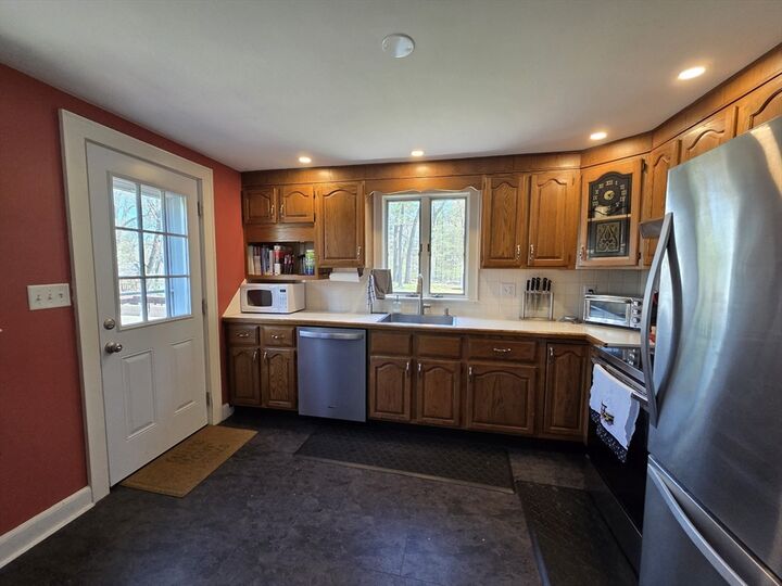 Property Photo: 10 Marion St MA 01887