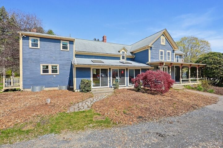 Property Photo:  136 Lincoln St  MA 01749 