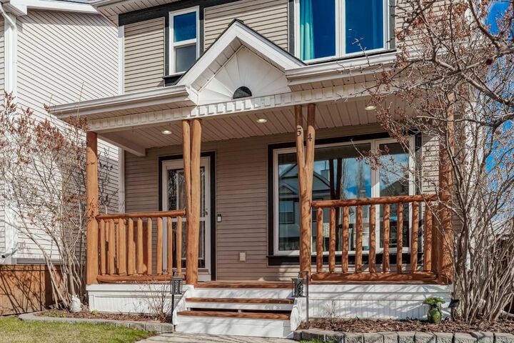 Property Photo:  54 Tuscany Valley Rise NW  AB T3L 2J1 