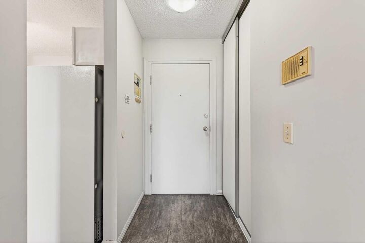 Property Photo:  36 Glenbrook Crescent 204  AB T4C 1T2 