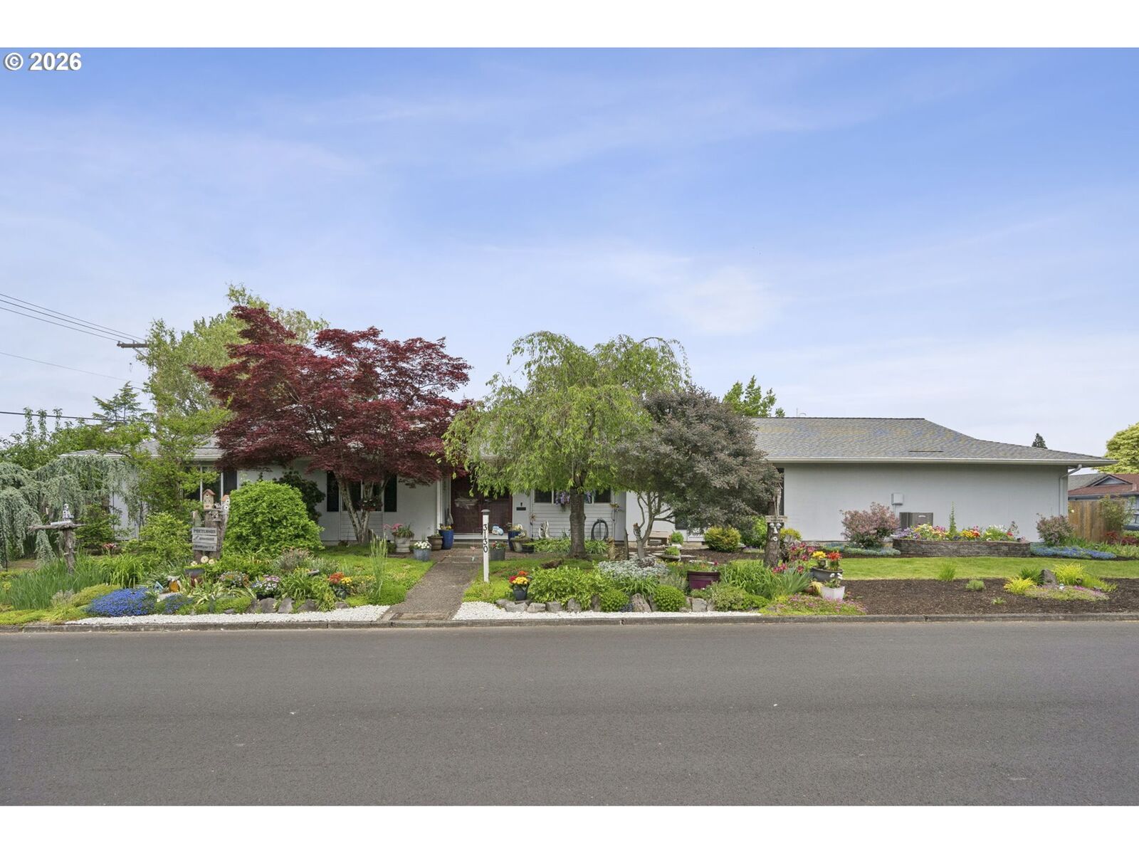 Property Photo:  3130 NW 148th Pl  OR 97006 