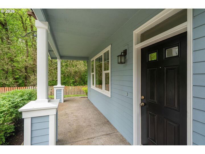Property Photo:  8416 SW Cedarcrest St  OR 97223 