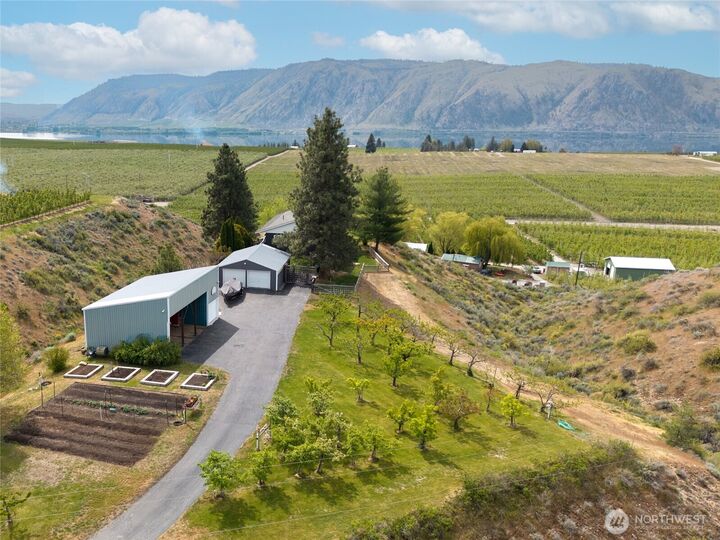 Property Photo:  86  Mountain View Dr  WA 98812 
