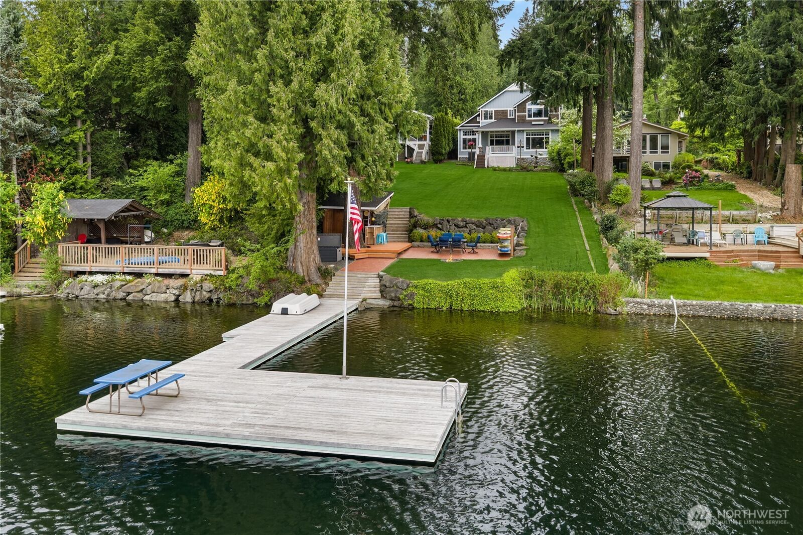 Property Photo:  21827 SE 20th Street  WA 98075 
