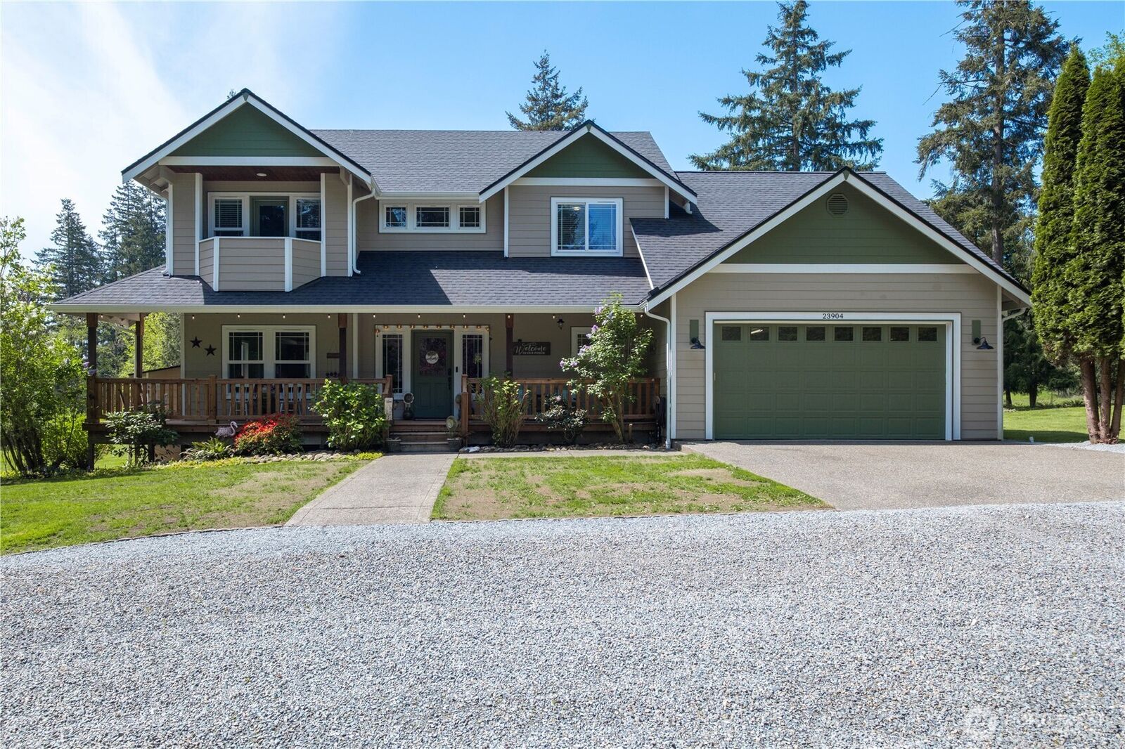 Property Photo:  23904  128th Avenue E  WA 98338 