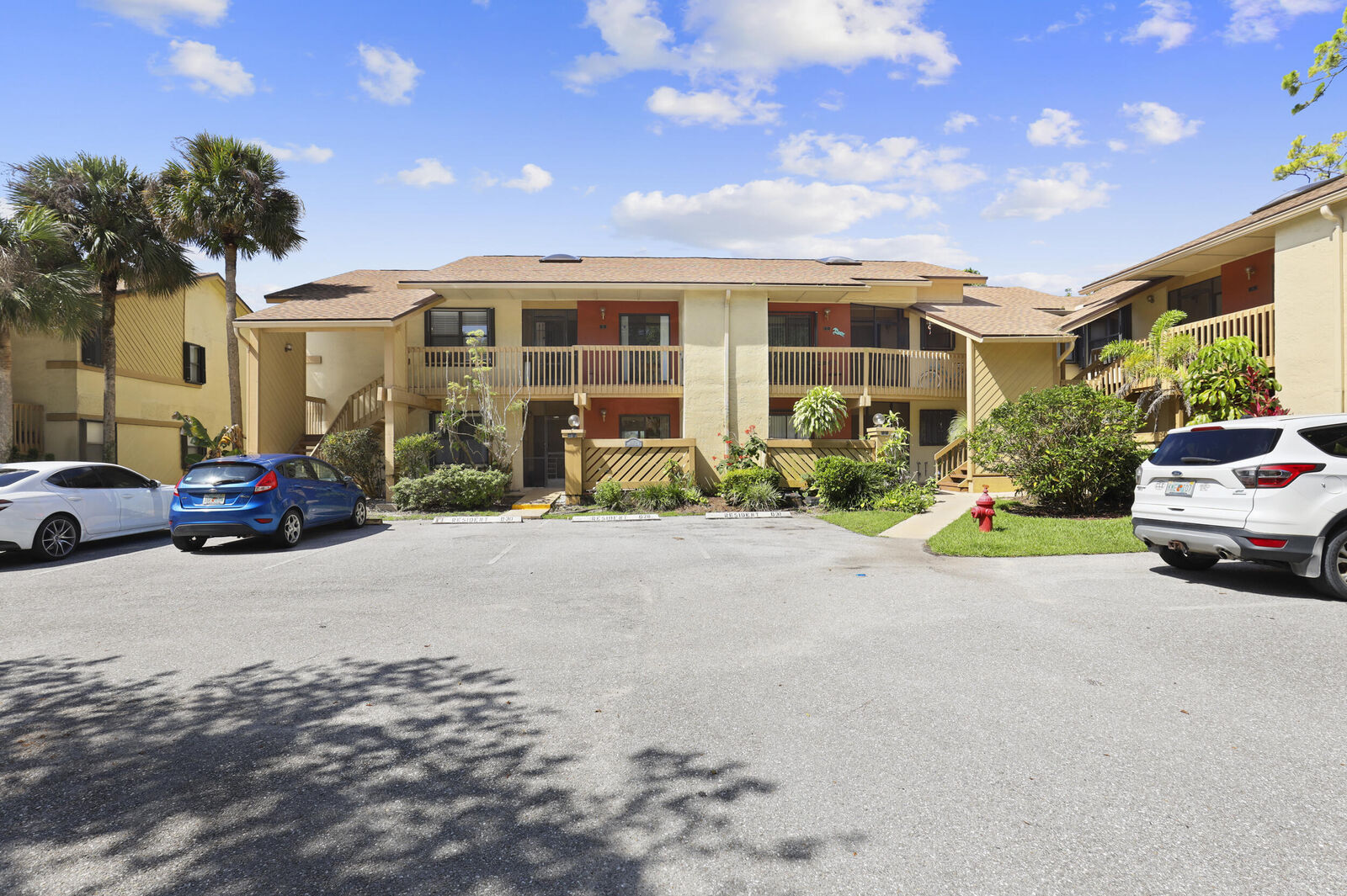 Property Photo:  12970 Dartford Trail 6  FL 33414 