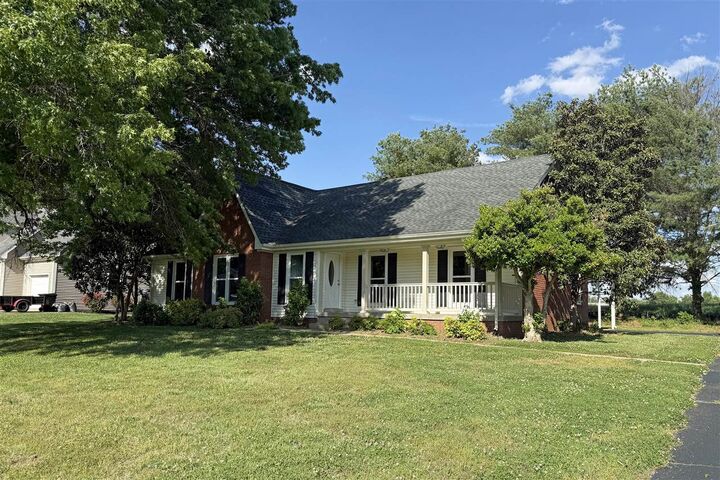 Property Photo:  206 Stephens Hill Road  KY 42134 