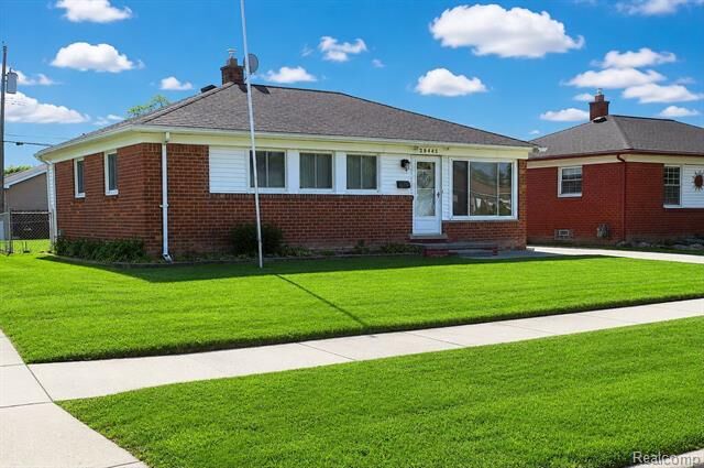 Property Photo:  29445 Red Cedar Drive  MI 48134 