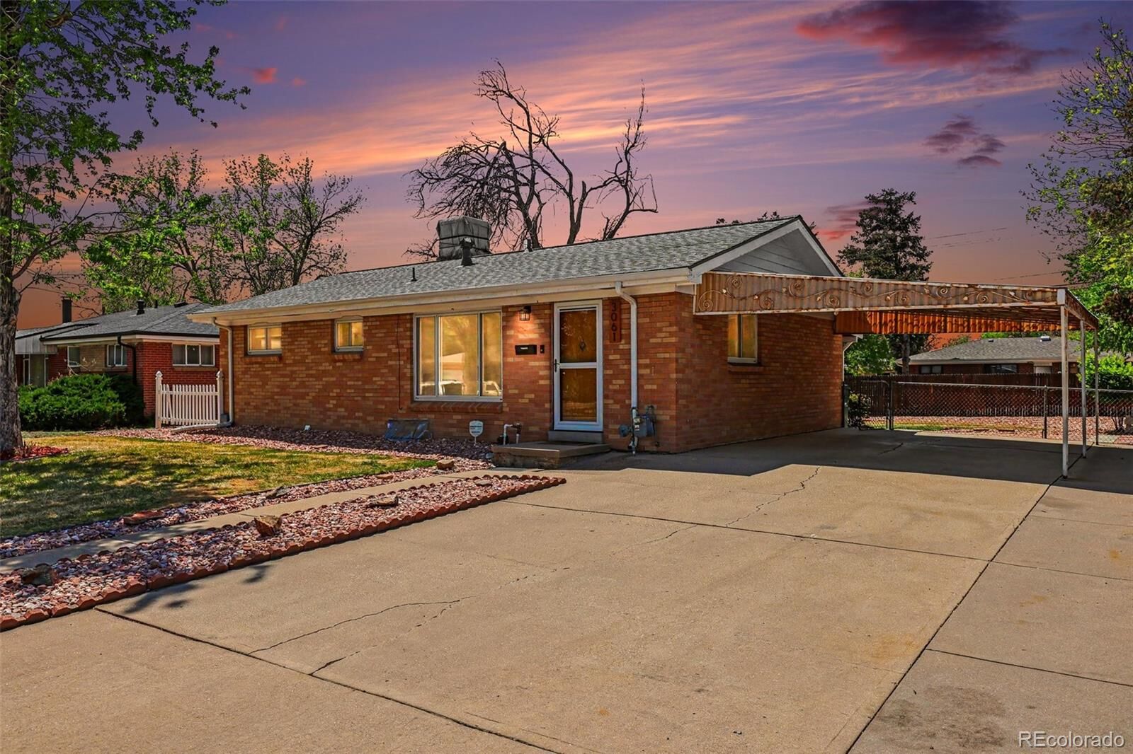 Property Photo:  3061 Worchester Street  CO 80011 