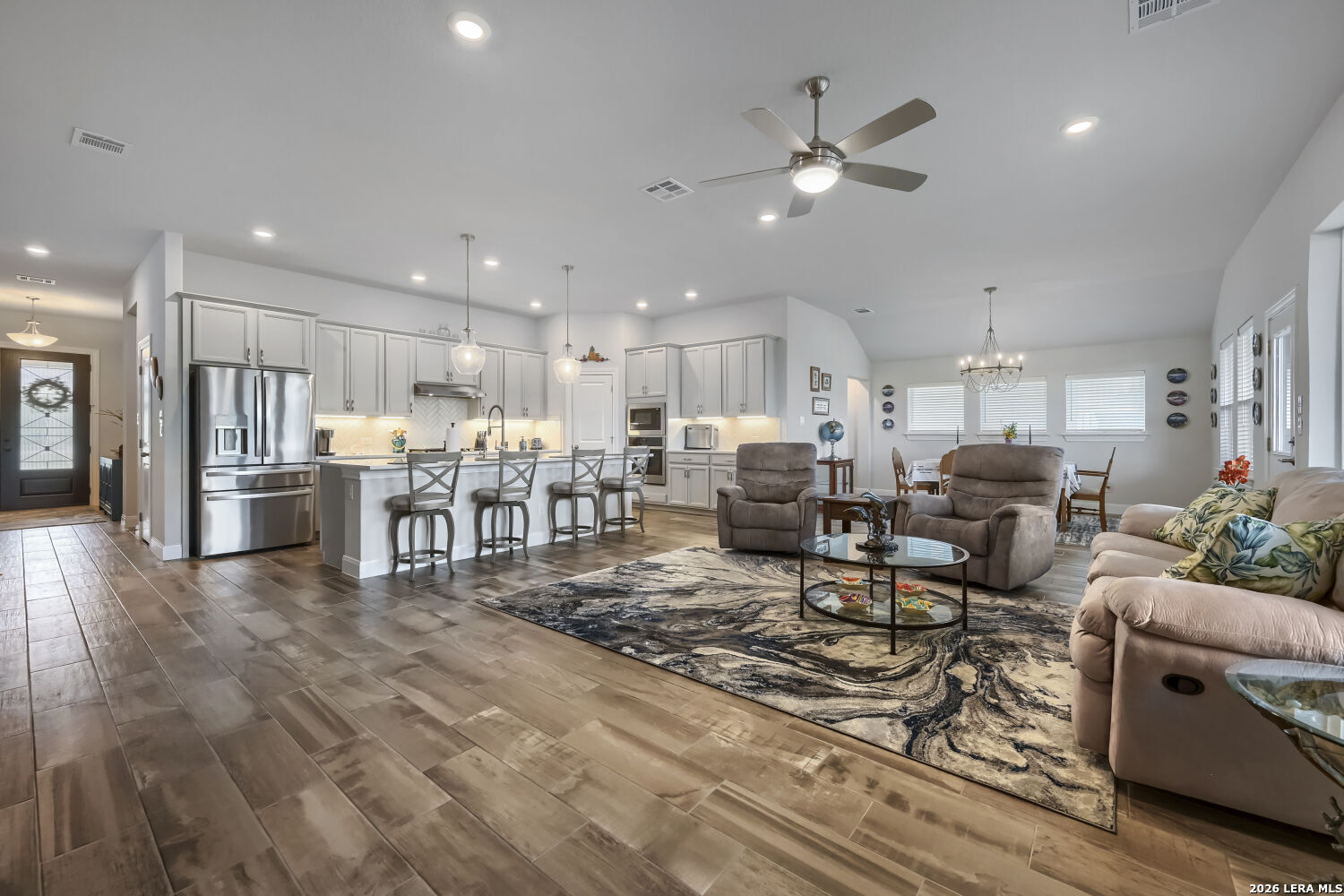 Property Photo:  14815 Highdere Ln  TX 78245 