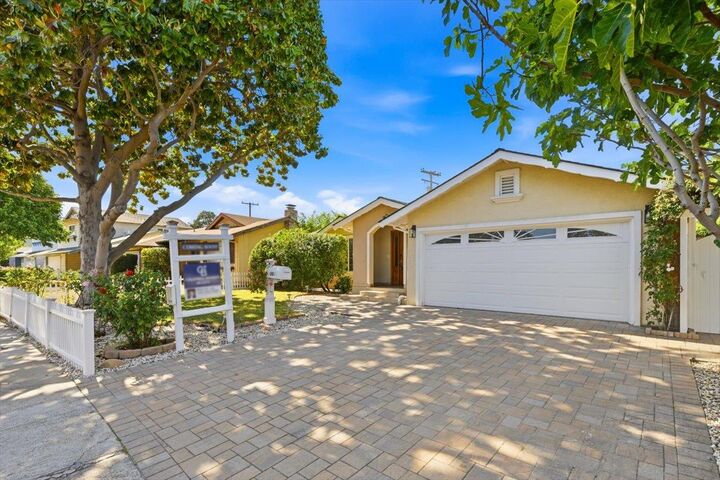 Property Photo:  2897 Taper Avenue  CA 95051 