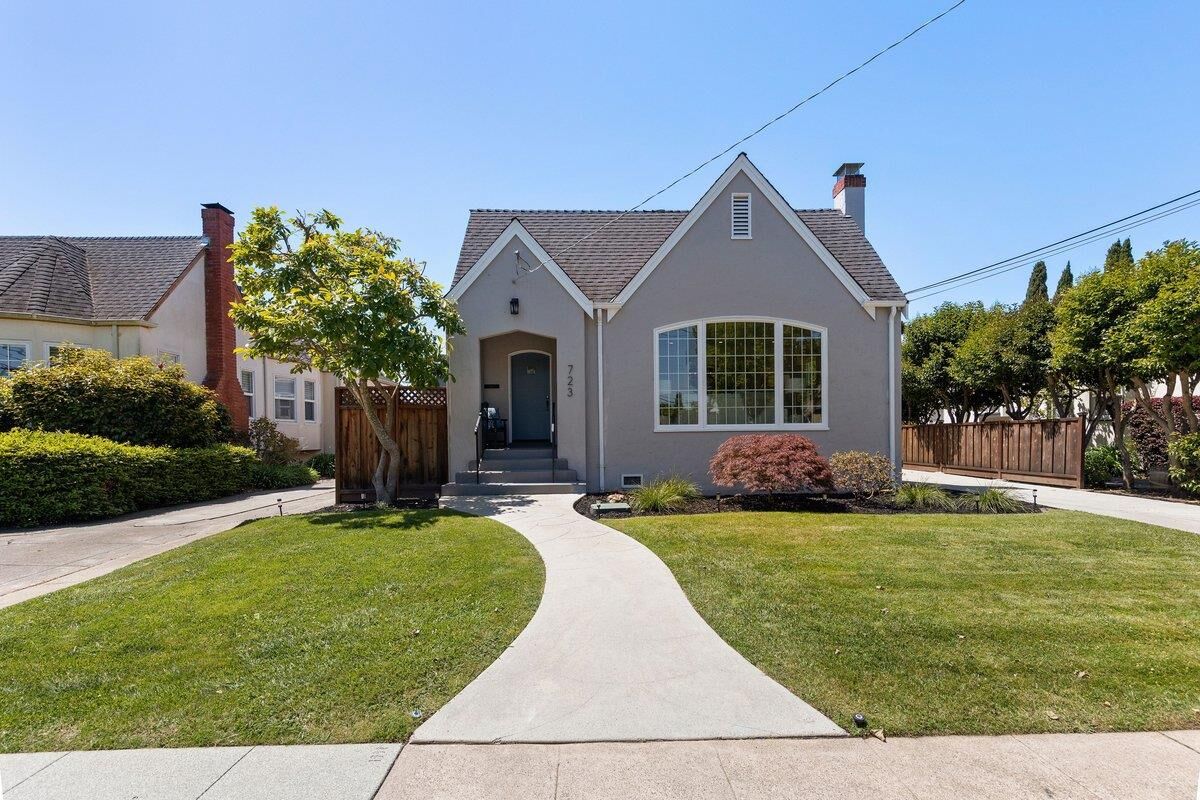 Property Photo: 723 Winchester Drive CA 94010