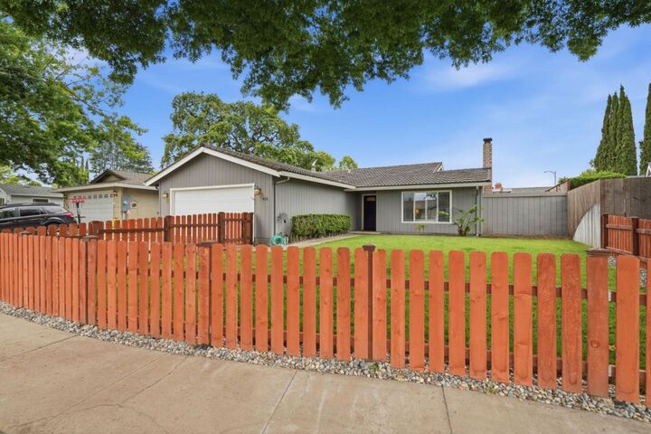 Property Photo:  4151 Mountcastle Way  CA 95136 