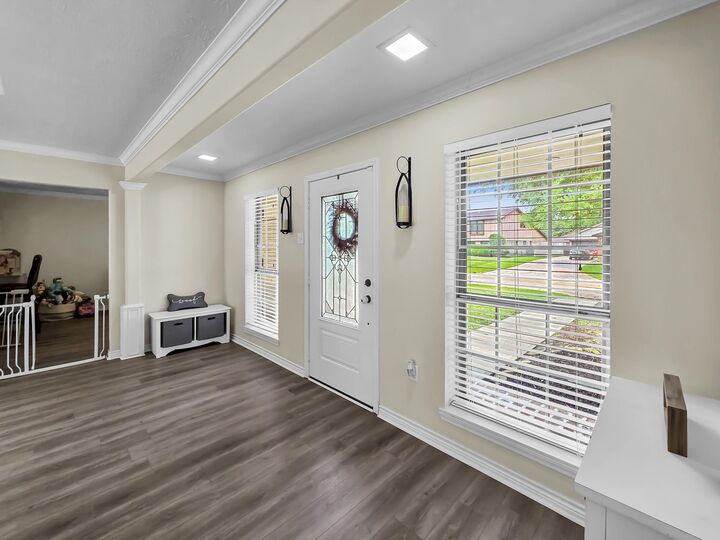Property Photo:  950 Monterrey Dr.  TX 77706 