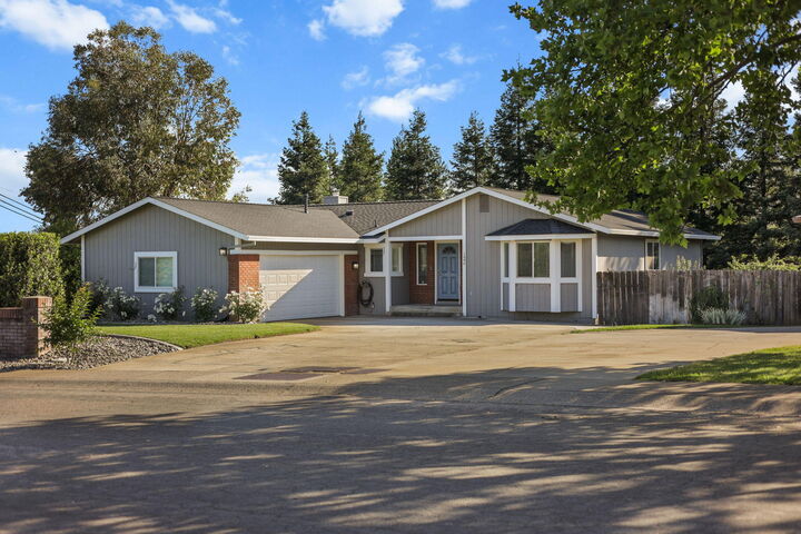 Property Photo:  1996 Mary Lake Drive  CA 96001 