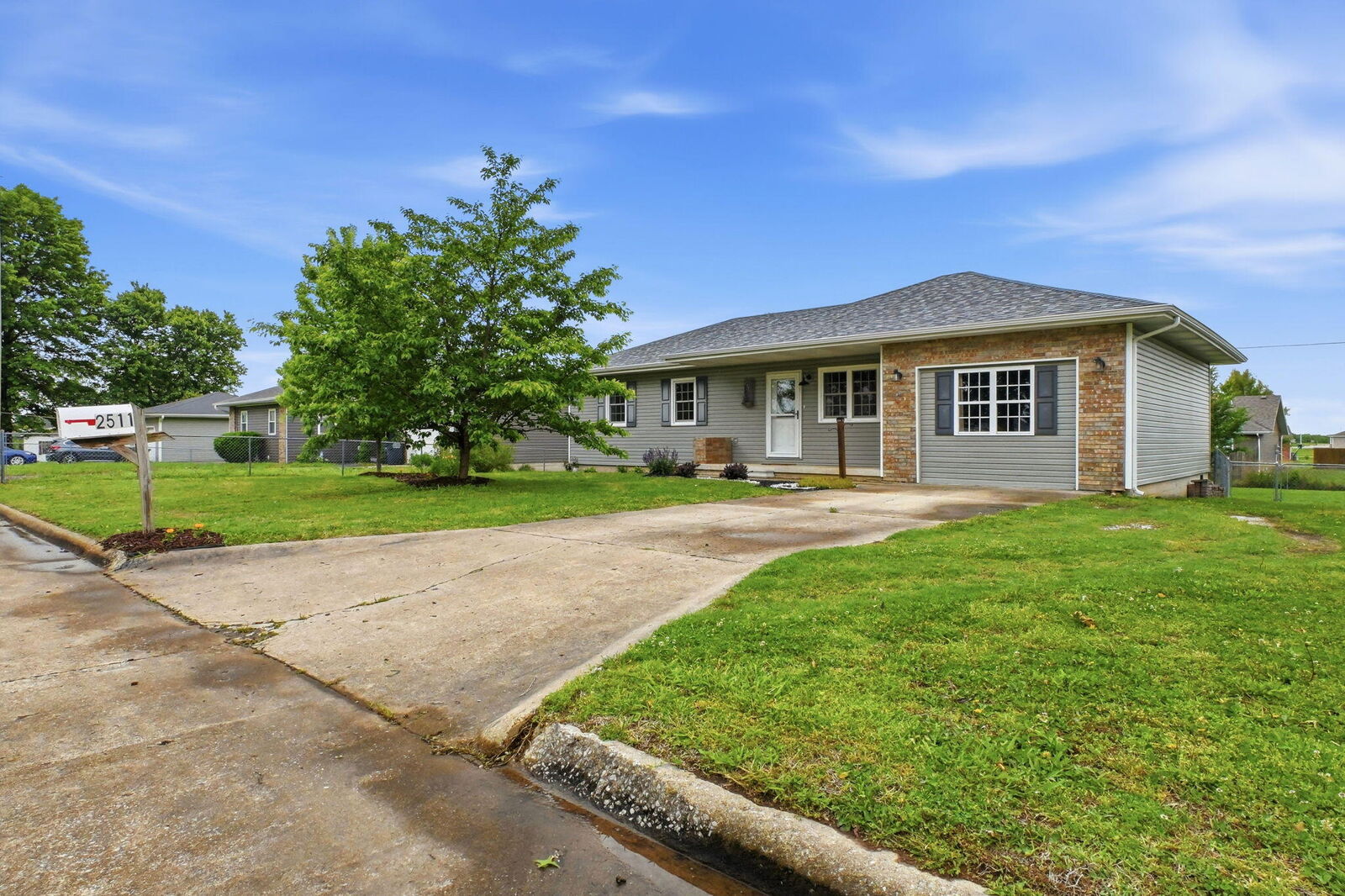 Property Photo: 2511 S Orchard Avenue MO 65613
