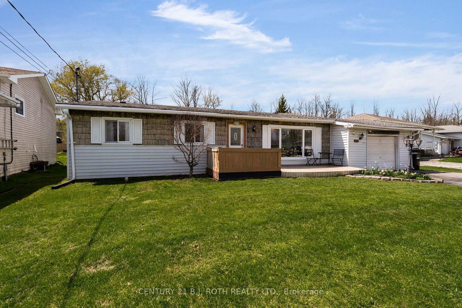 Property Photo: 1032 Gilmore Avenue ON L0L 1W0