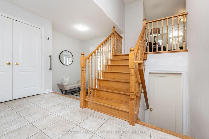 Property Photo:  5 Rustic Way  ON L7E 2G1 