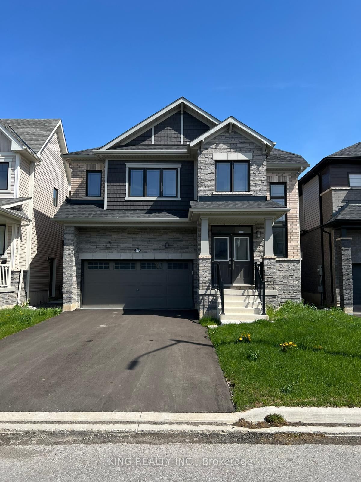 Property Photo: 82 Sunflower Crescent ON L0S 1K0