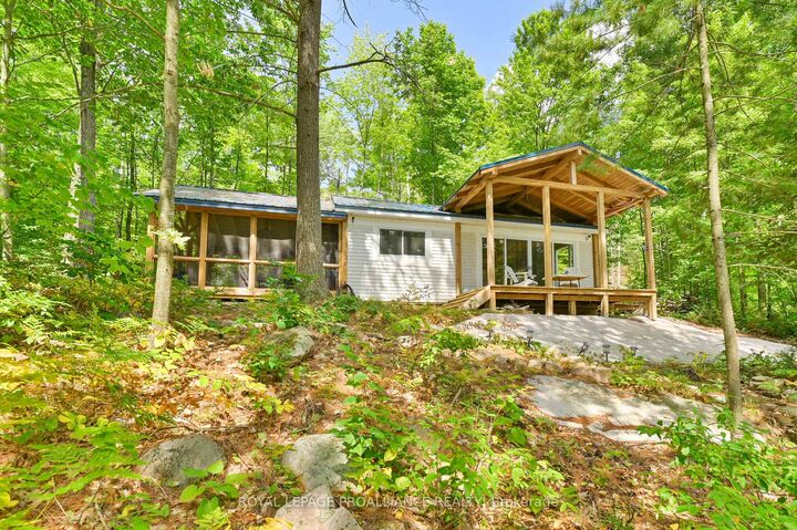 1780 Mazinaw Lake N/A — photo 1