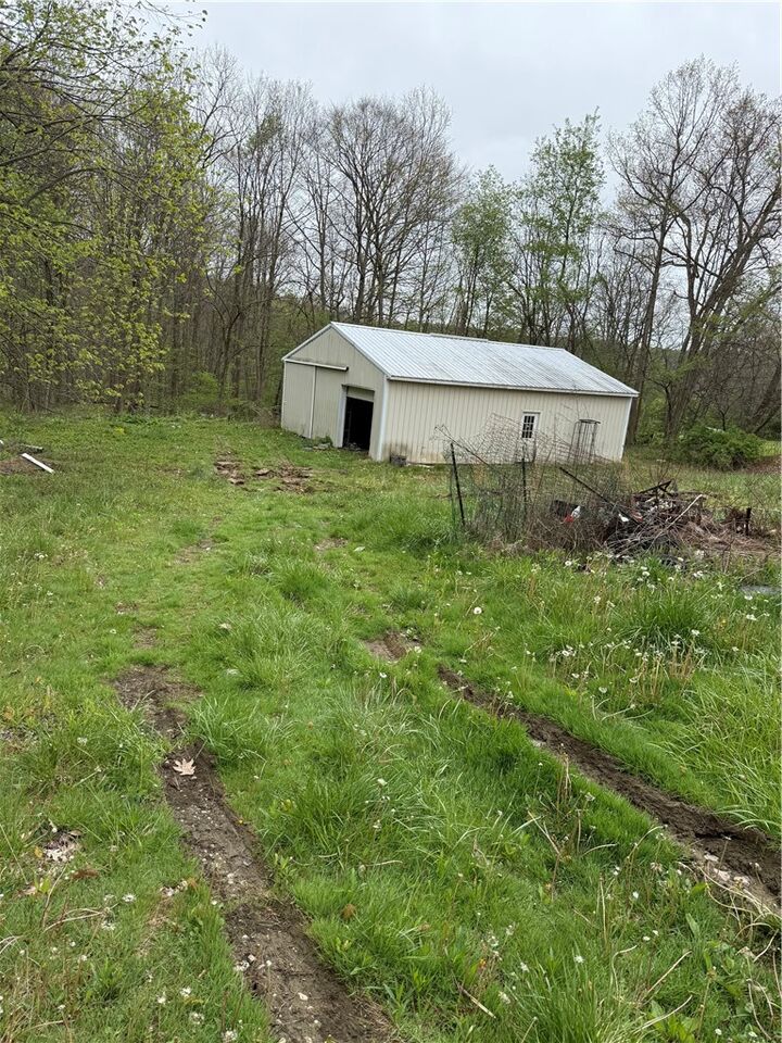Property Photo: 5834 Pa-711 PA 15944