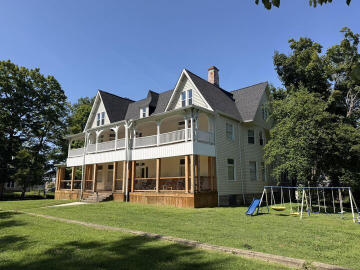 Property Photo:  1401 Bath Avenue  KY 41101 