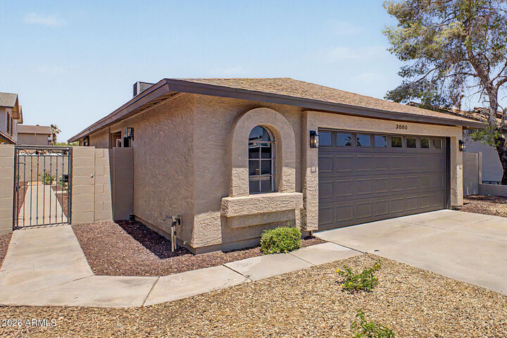 Property Photo:  3660 W Bluefield Avenue  AZ 85308 