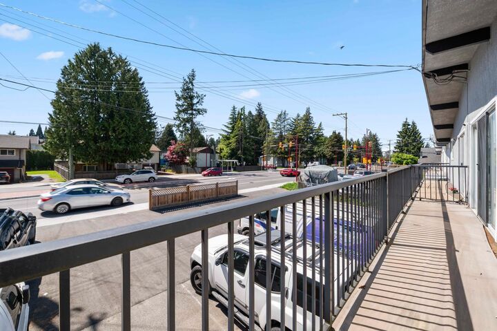Property Photo:  11821 72 Avenue  BC V4E 1Z5 