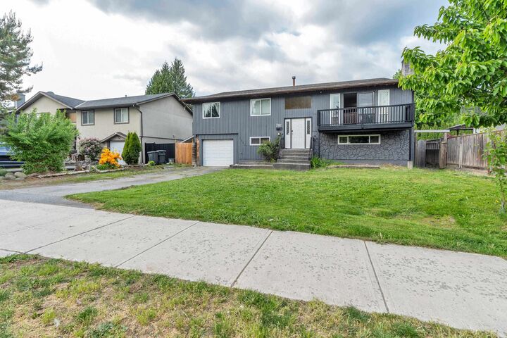 Property Photo:  1231 Prairie Avenue  BC V3B 1S9 