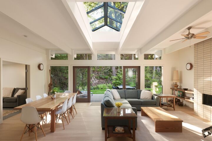 Property Photo:  3267 Fairmont Road  BC V7R 2W7 