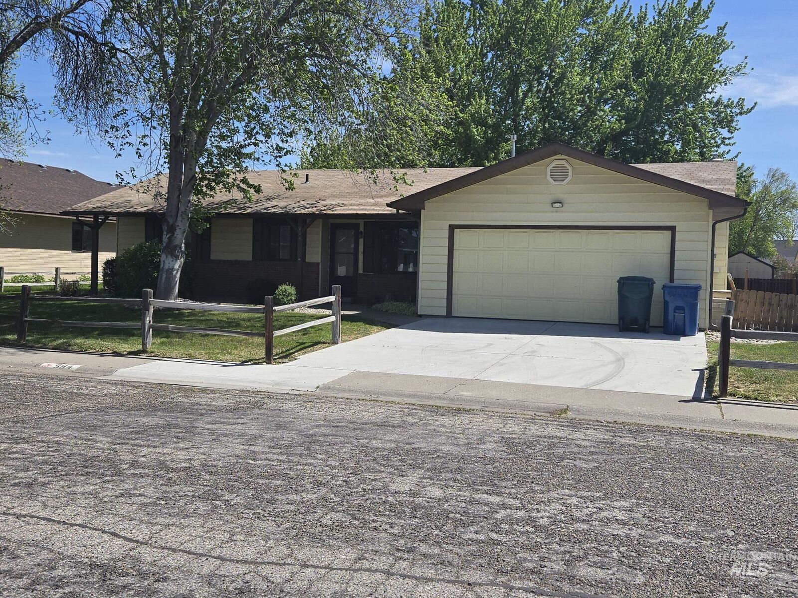 Property Photo: