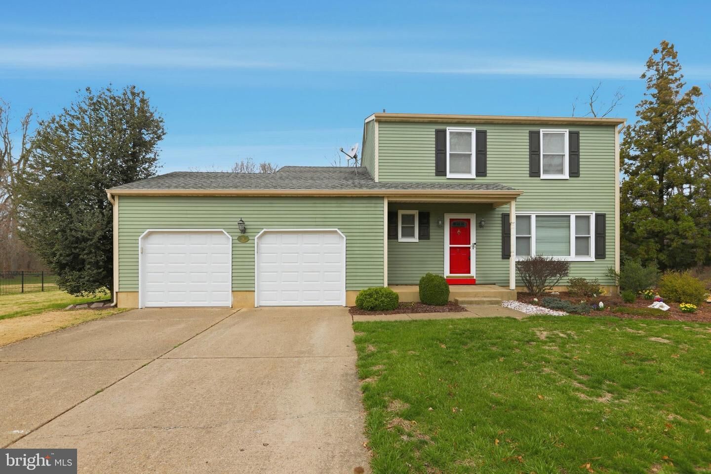 Property Photo:  26 Tall Timber Lane  NJ 08016 