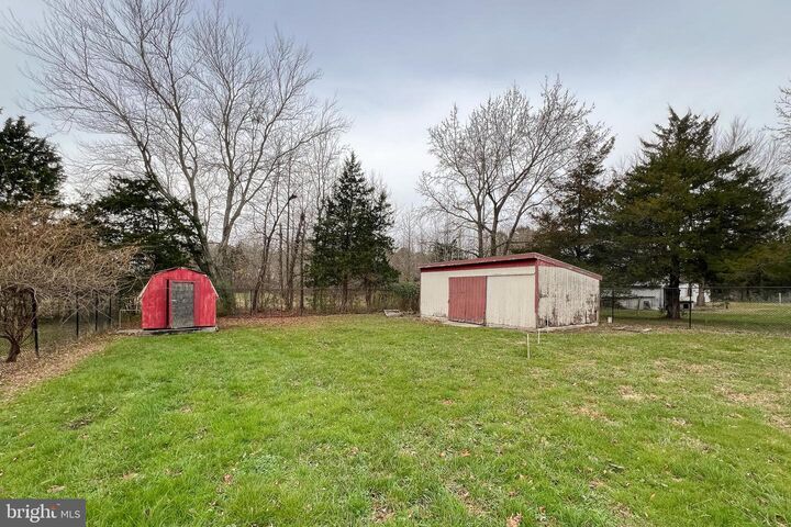 Property Photo:  490 Walnut Street  DE 19943 