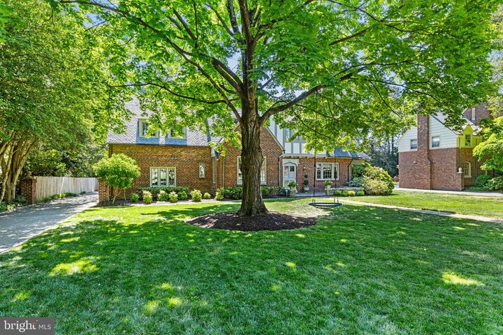 Property Photo:  403 Harlan Circle  VA 23226 
