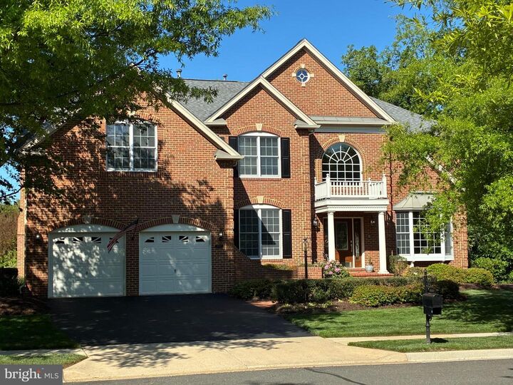 Property Photo:  15227 Golf View Drive  VA 20169 