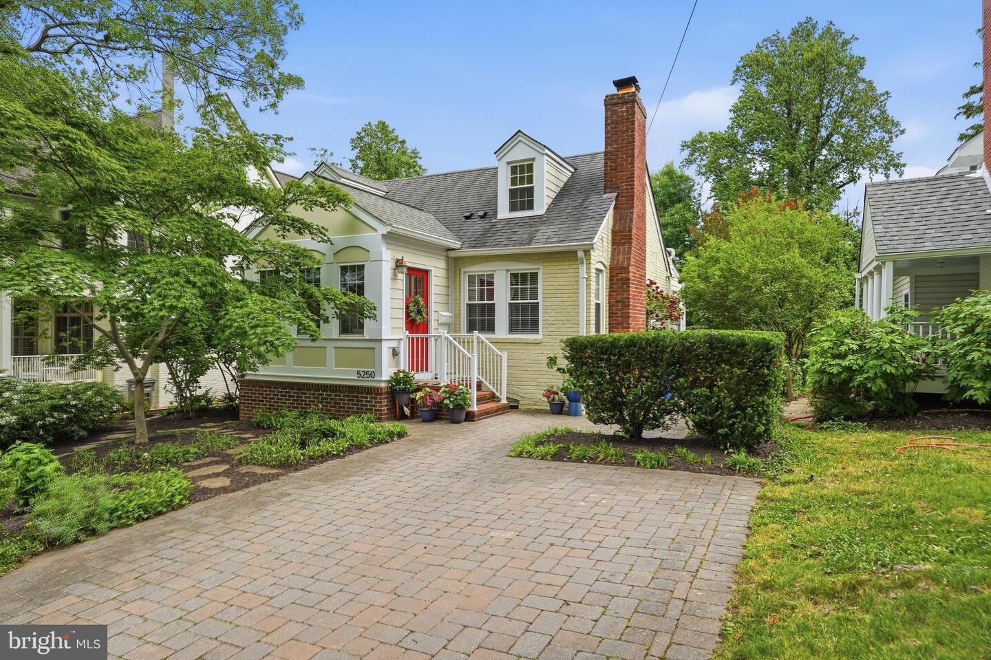 Property Photo: 5250 26th Street N VA 22207