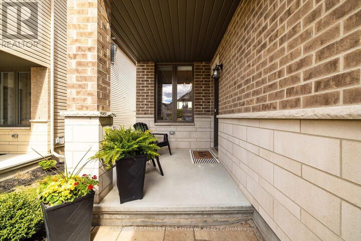 Property Photo:  217 Purchase Crescent  ON K2S 2L8 
