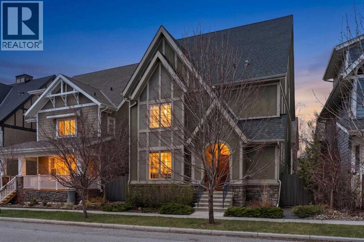 Property Photo:  51 Hong Kong Road Southwest  AB T3E 7A7 