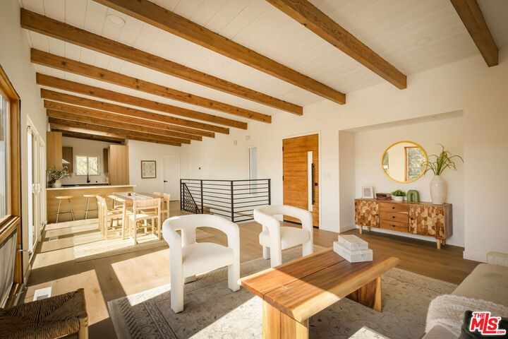 Property Photo:  6374 Macal Pl  CA 90068 