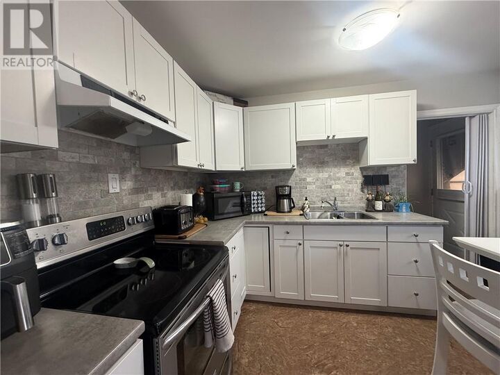 Property Photo:  1251 Will Street  ON P3A 4L5 