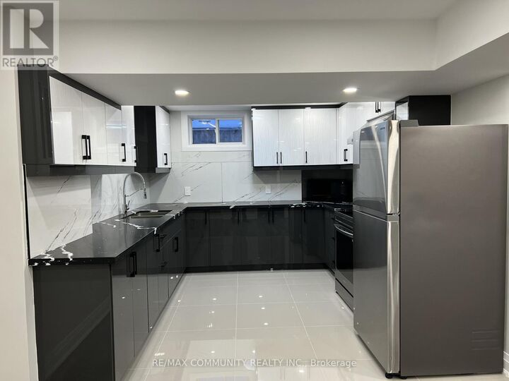 Property Photo:  21 Hazeldine Drive Bsmt  ON L1T 4X7 