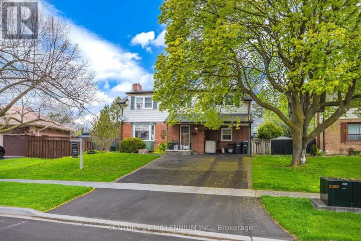 Property Photo:  9 Crestview Avenue  ON L6W 2R7 