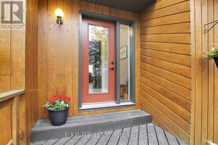 Property Photo:  3215 Appleton Sideroad  ON K7C 4M3 
