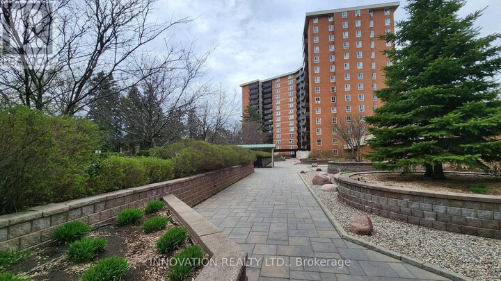 Property Photo:  2000 Jasmine Crescent 1108  ON K1J 8K4 