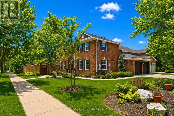 Property Photo:  1256 Fieldcrest Lane  ON L6M 2L8 