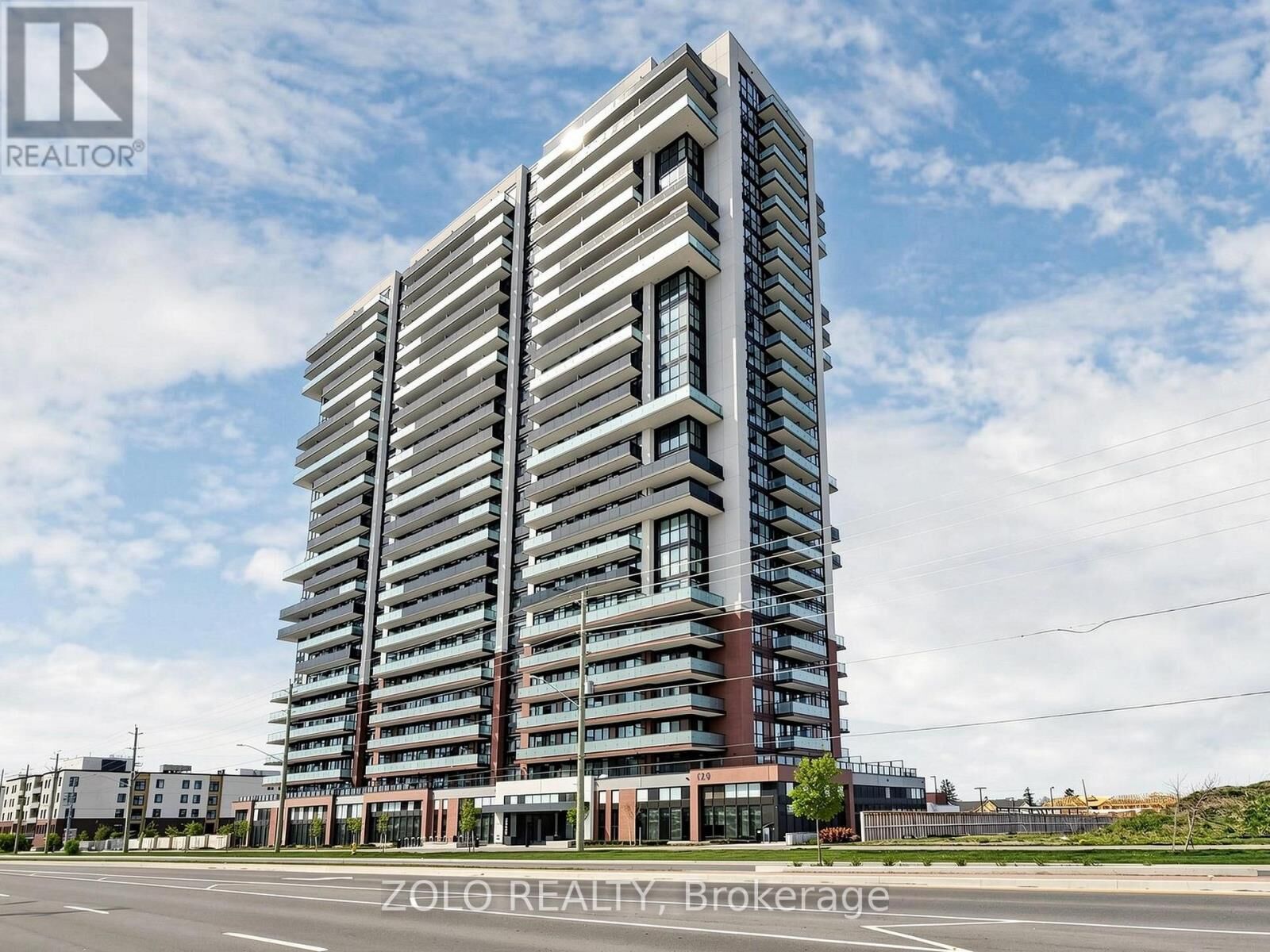 Property Photo:  2550 Simcoe Street North 315  ON L1L 0R5 