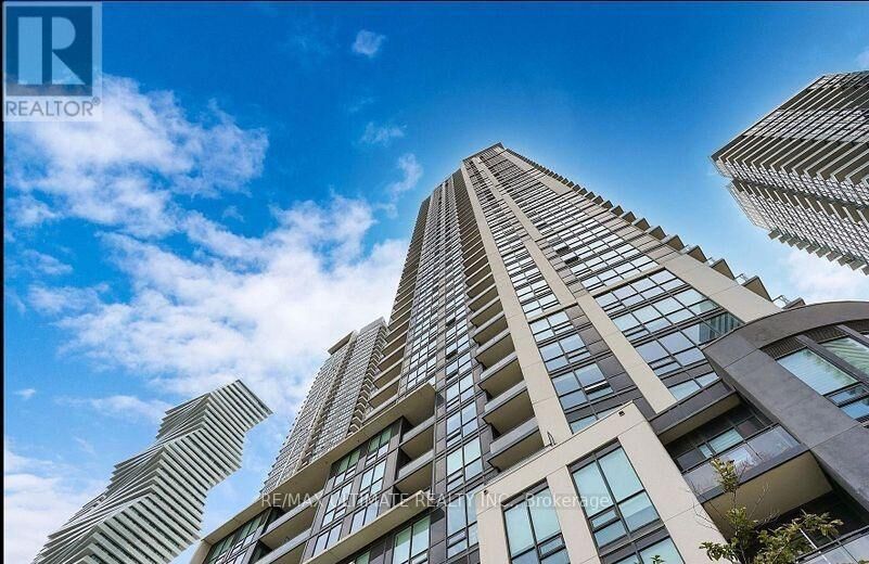 Property Photo:  510 Curran Place 2501  ON L5B 0J8 