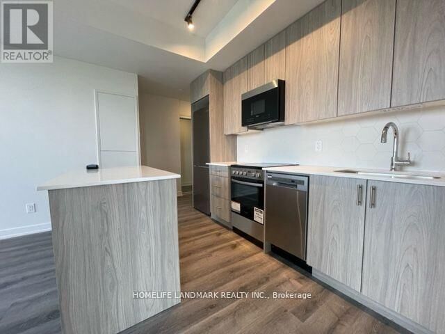 Property Photo:  15 Ellersile Avenue 2105  ON M2N 0E7 